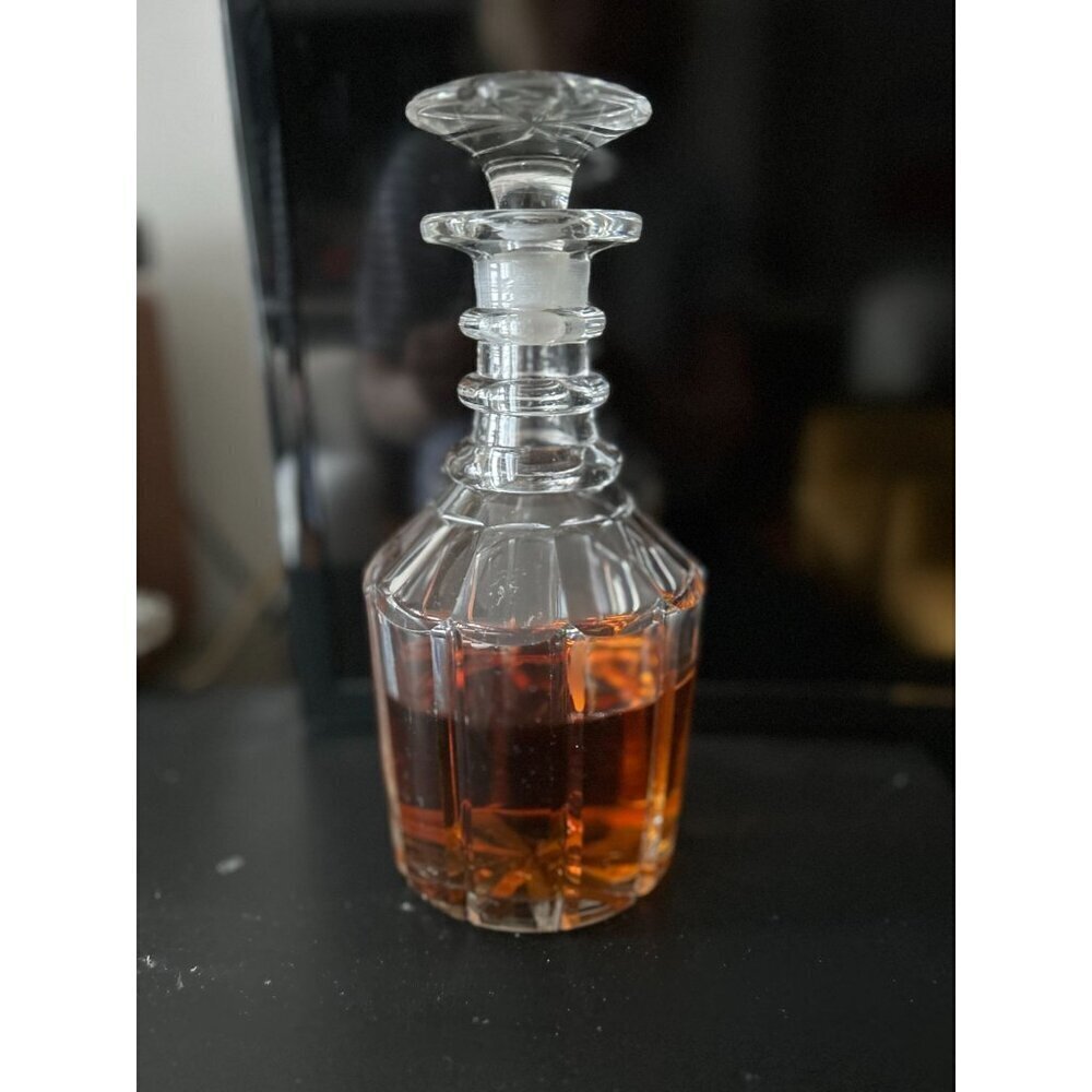 Georgian Lead Glass Decanter 3 Neck Rings and Mushroom Stopper, circa 1820